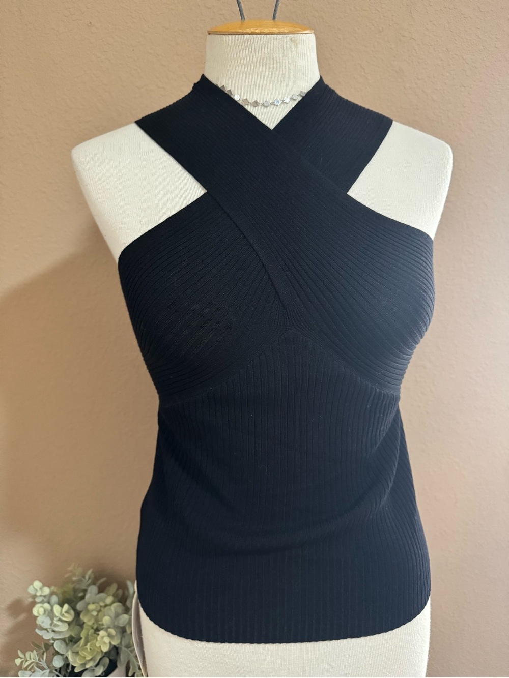 Commense Black Cross-Front Ribbed Tank